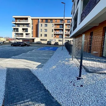 Chill & Fun 22 By Housine زاتور