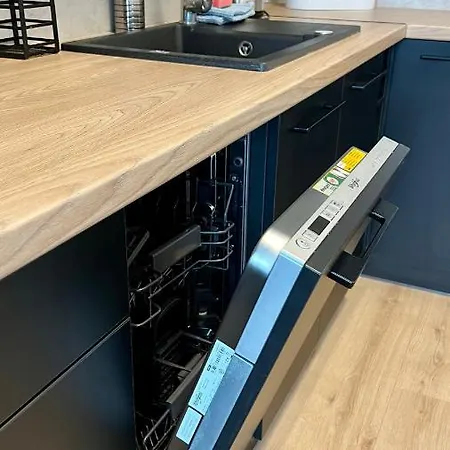 Chill & Fun 22 By Housine *